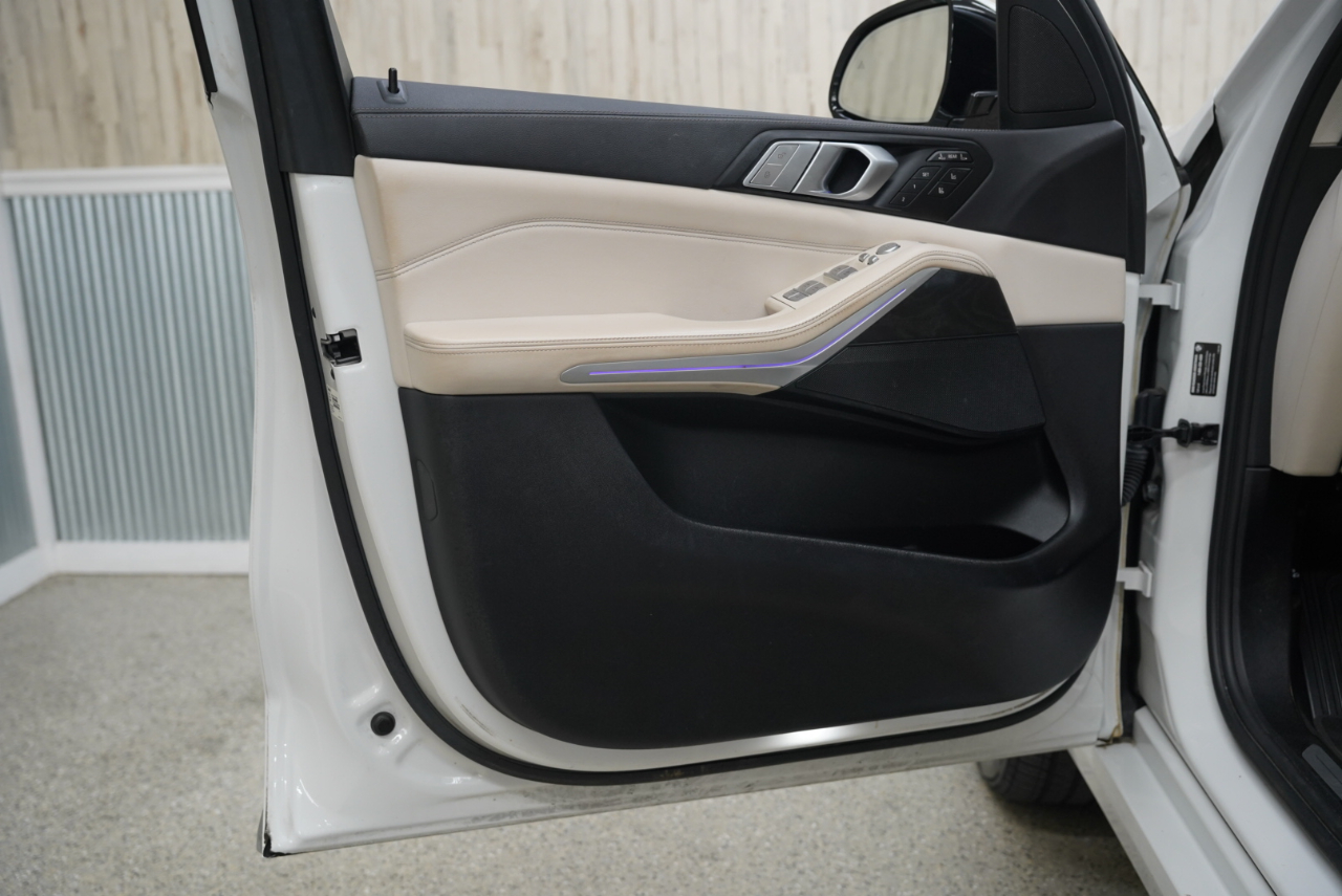 BMW X7 xDrive40i Sports Activity Vehicle 2022