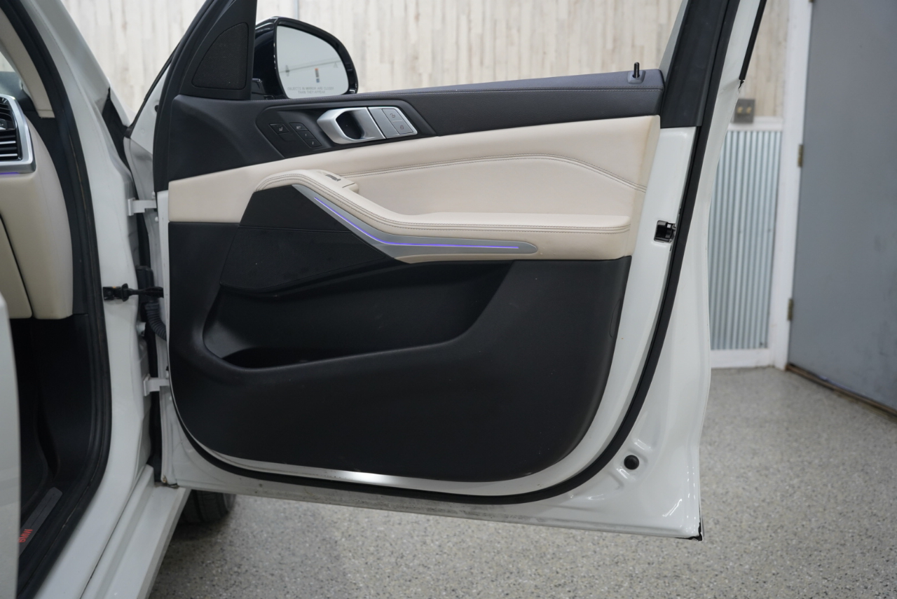 BMW X7 xDrive40i Sports Activity Vehicle 2022