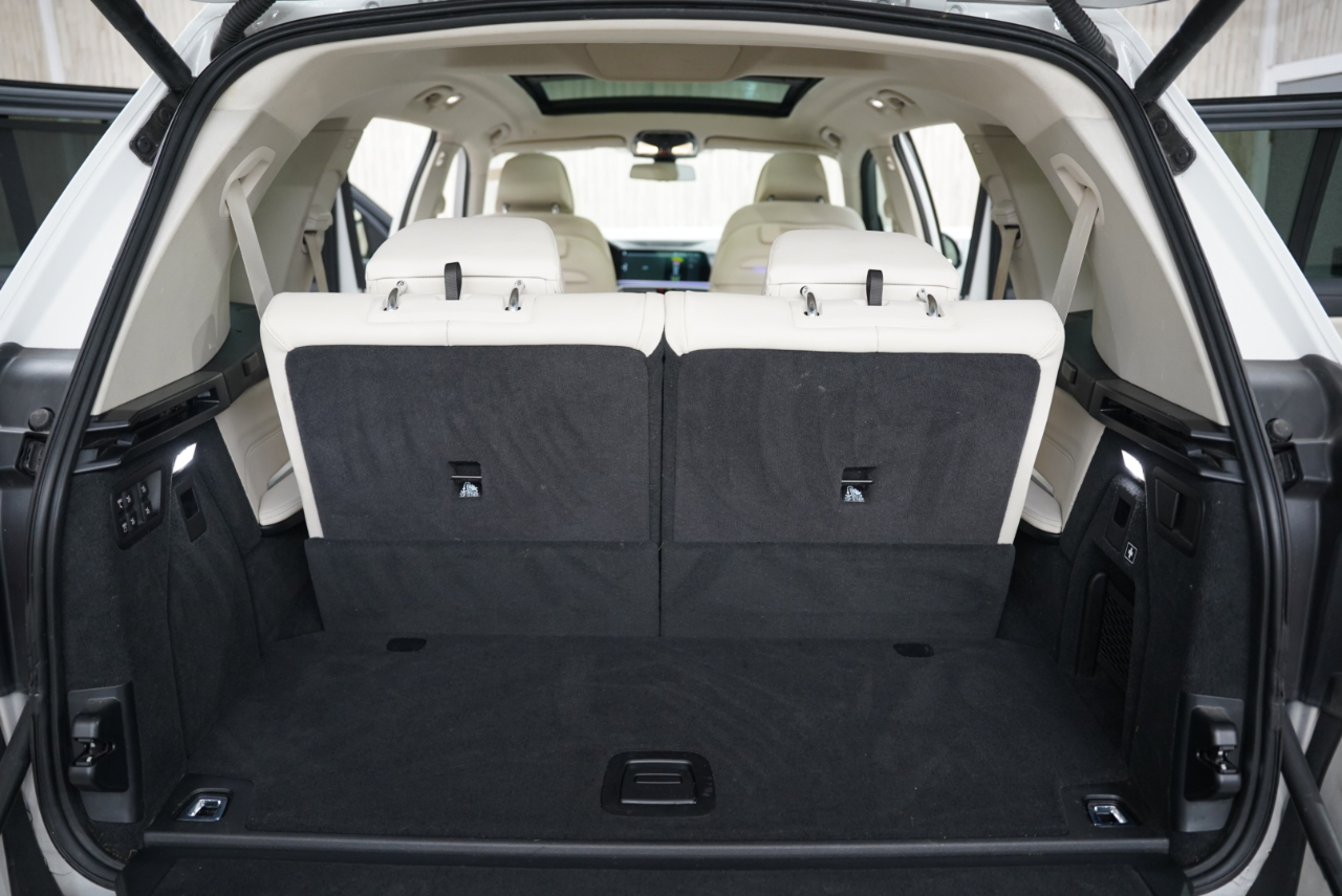 BMW X7 xDrive40i Sports Activity Vehicle 2022