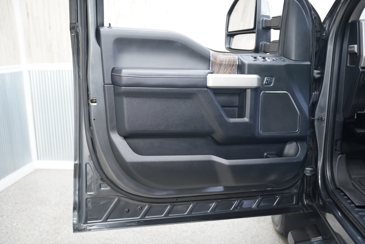 Ford Super Duty F-350 SRW  2017