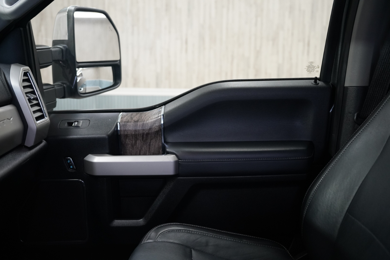 Ford Super Duty F-350 SRW  2017