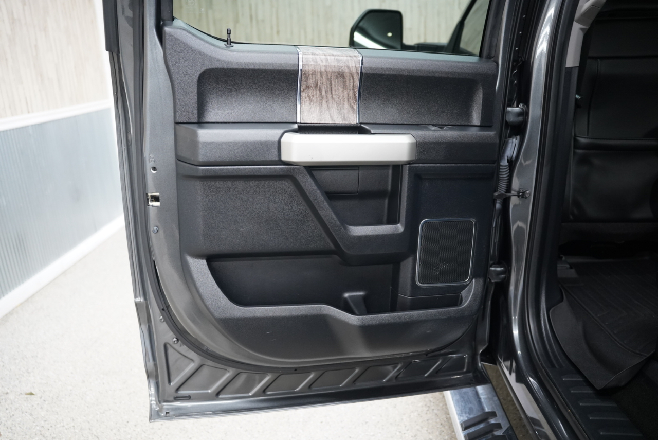 Ford Super Duty F-350 SRW  2017