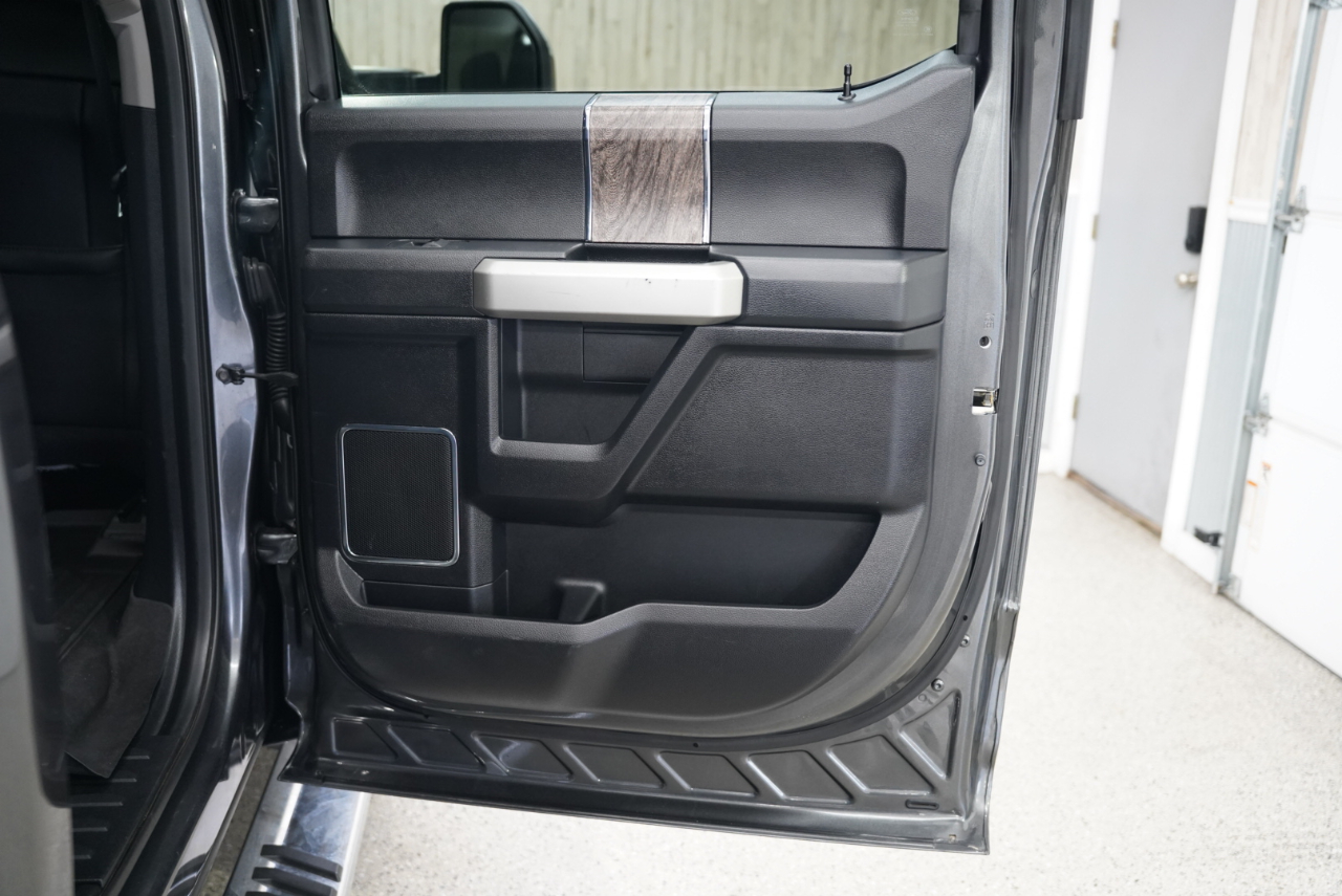 Ford Super Duty F-350 SRW  2017