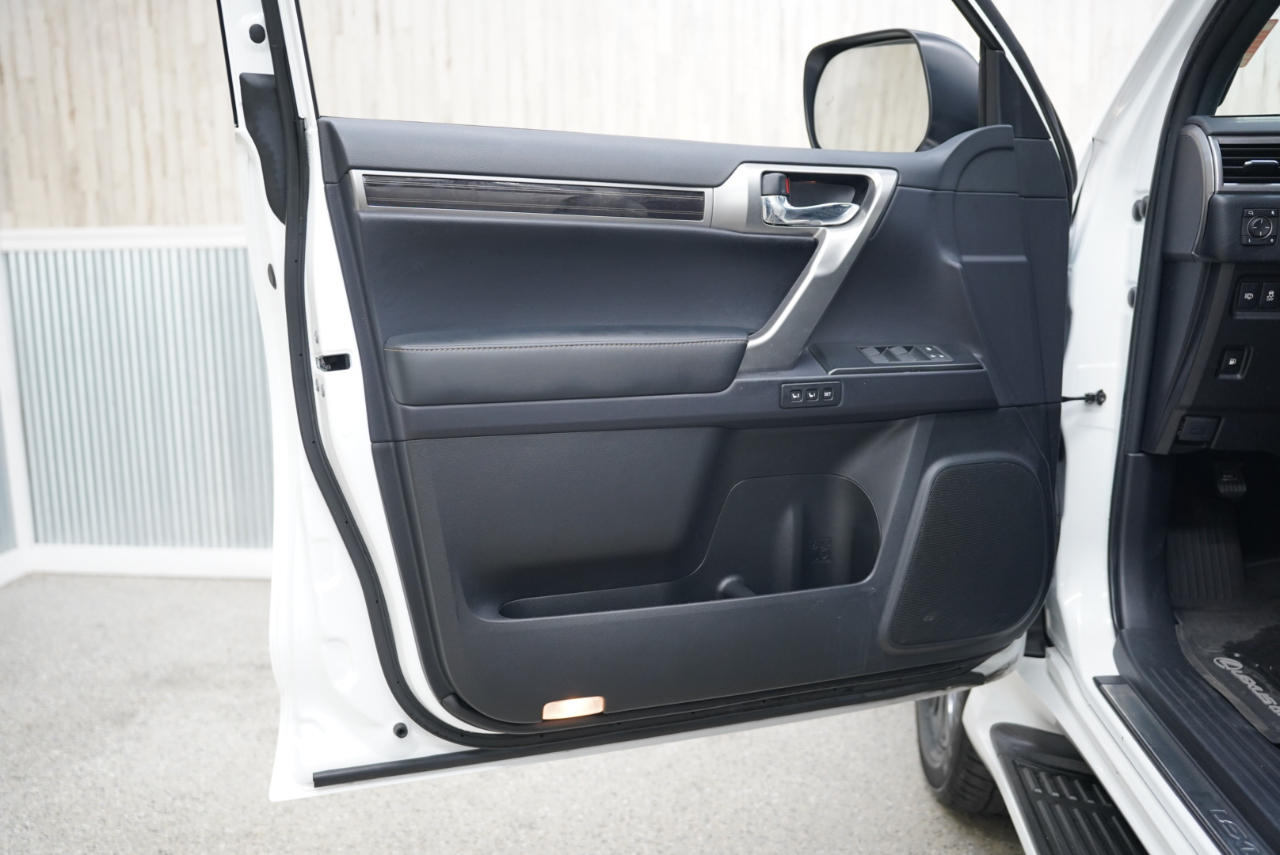 Lexus GX GX 460 Premium 4WD 2023