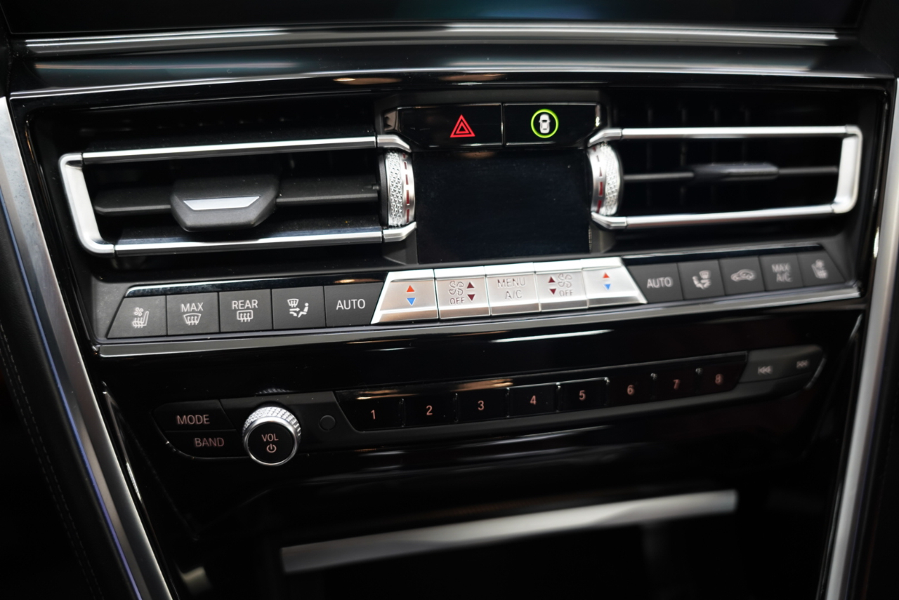 BMW 8 Series M850i xDrive Coupe 2019