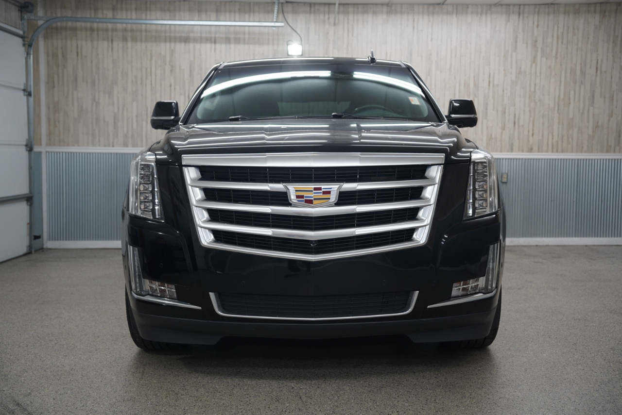 Cadillac Escalade 2WD 4dr Luxury 2020