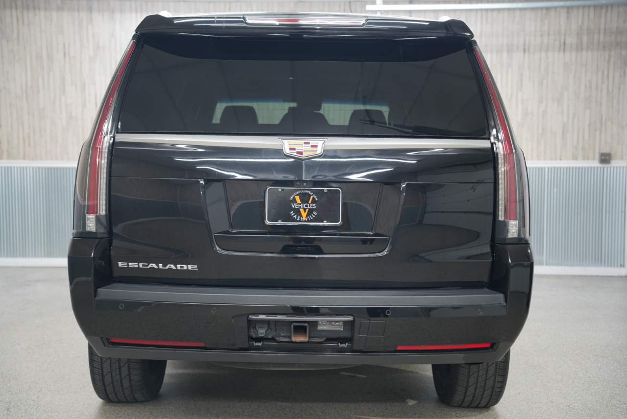 Cadillac Escalade 2WD 4dr Luxury 2020