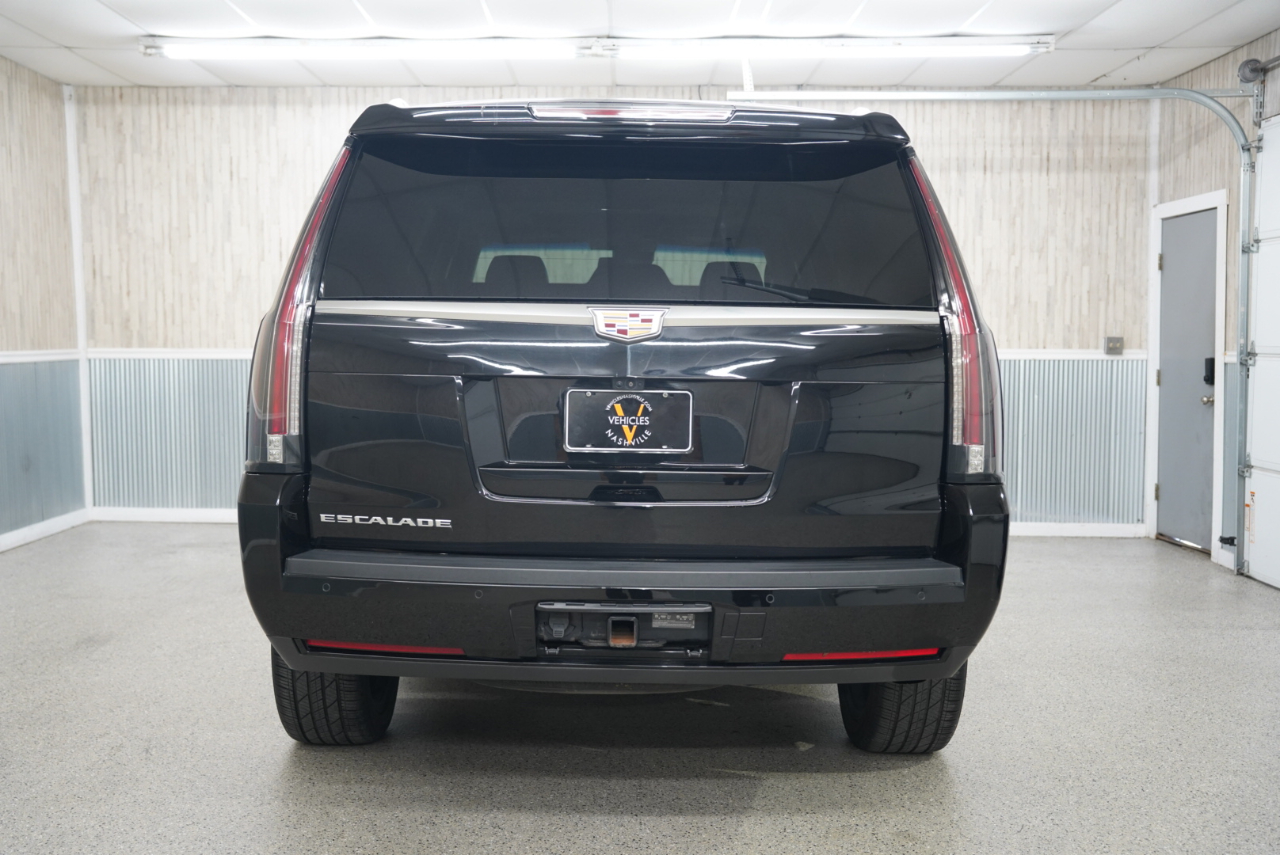 Cadillac Escalade 2WD 4dr Luxury 2020