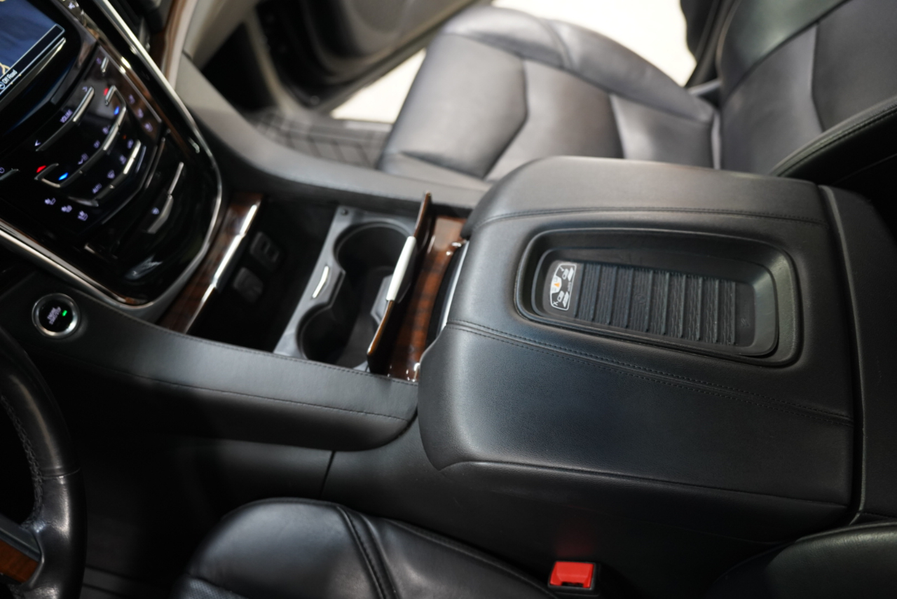 Cadillac Escalade 2WD 4dr Luxury 2020