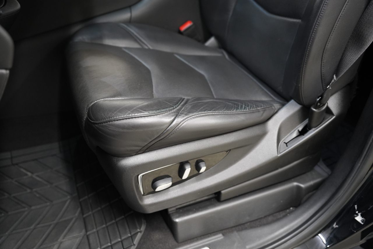 Cadillac Escalade 2WD 4dr Luxury 2020