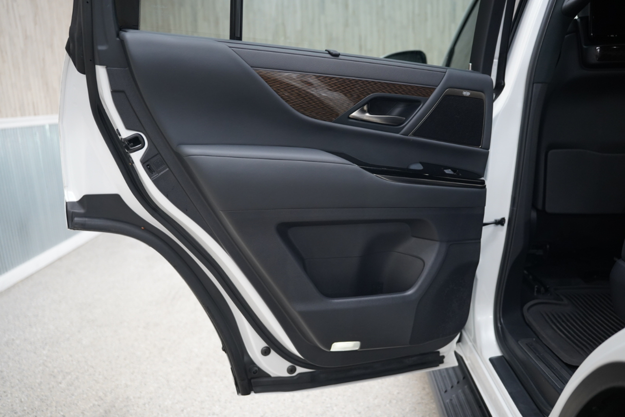 Lexus LX LX 600 Ultra Luxury 4WD 2023