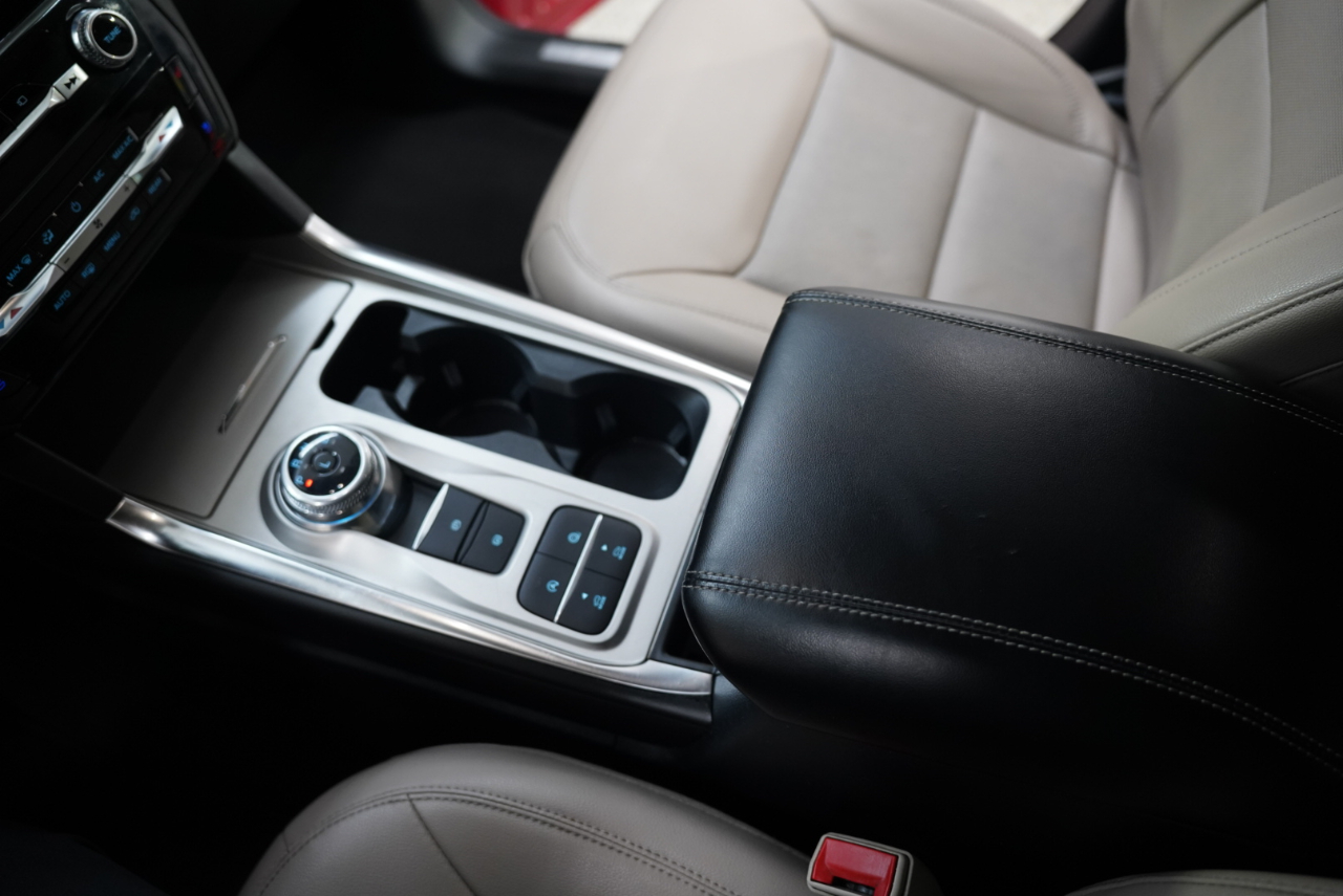 Ford Explorer Limited RWD 2021