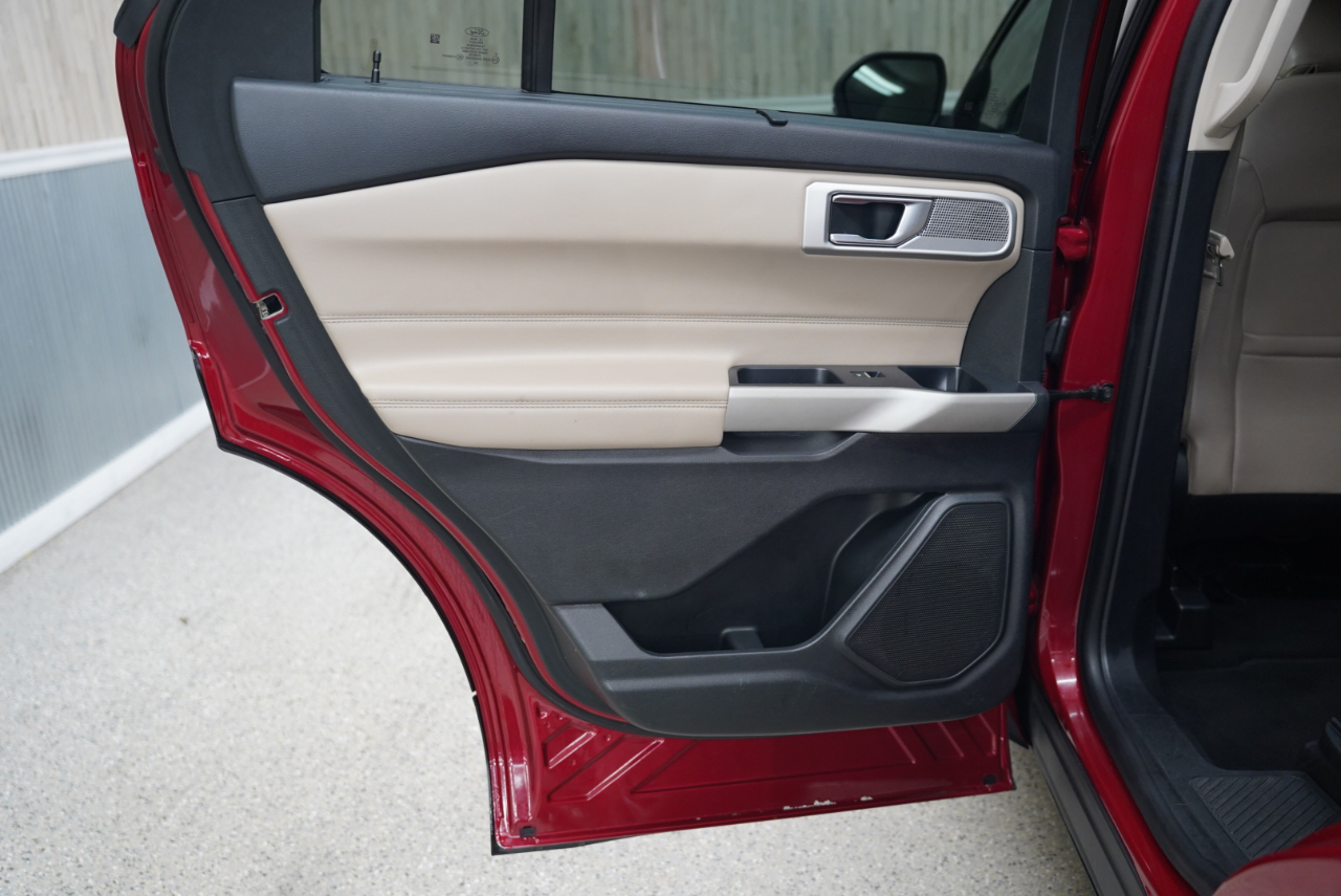 Ford Explorer Limited RWD 2021