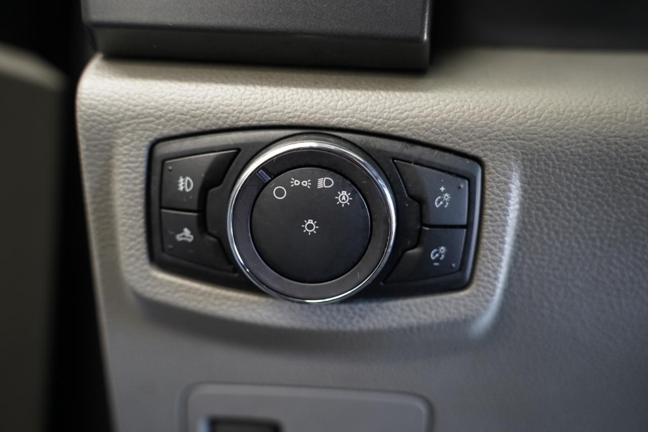 Ford F-150 XL 2WD SuperCrew 5.5' Box 2019