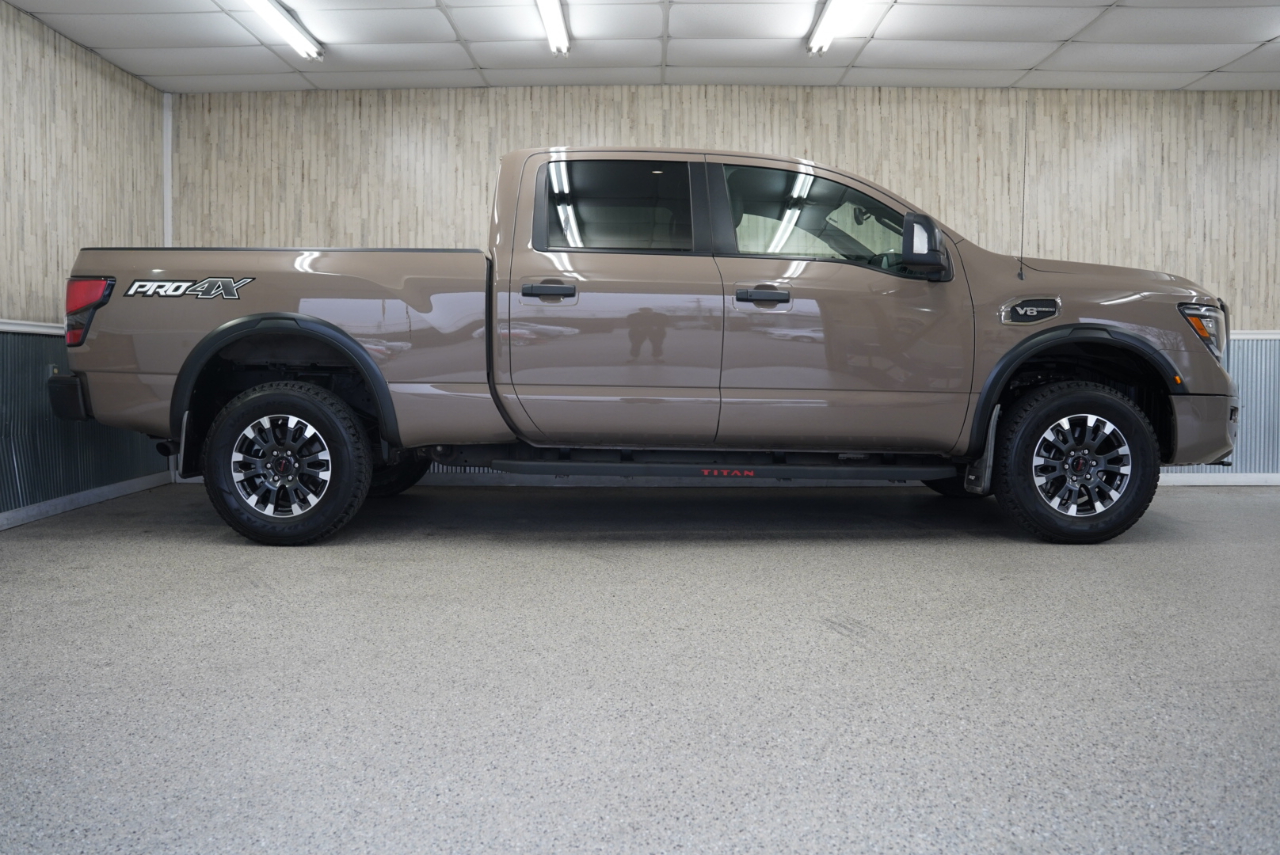 Nissan Titan XD 4x4 Crew Cab PRO-4X 2021