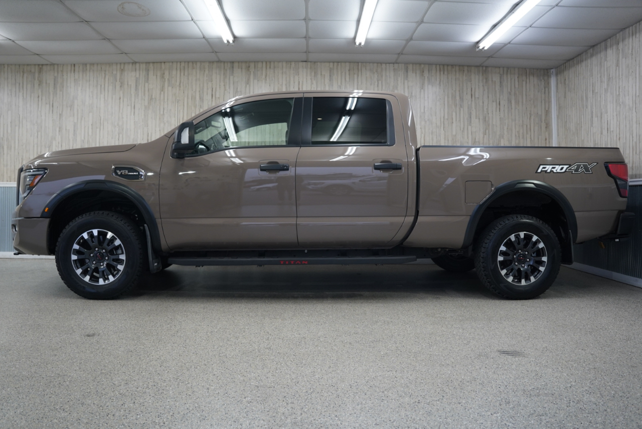 Nissan Titan XD 4x4 Crew Cab PRO-4X 2021