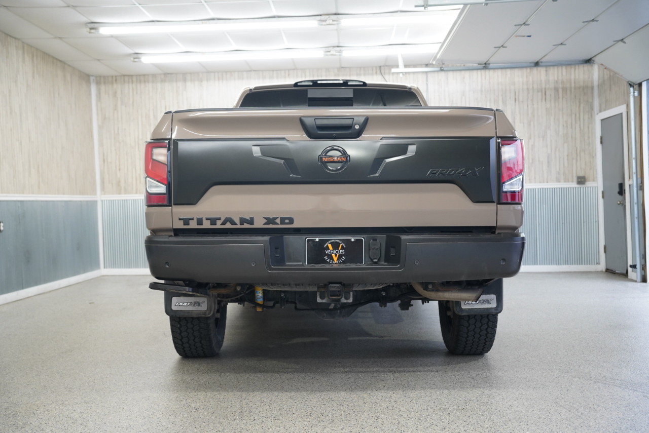 Nissan Titan XD 4x4 Crew Cab PRO-4X 2021