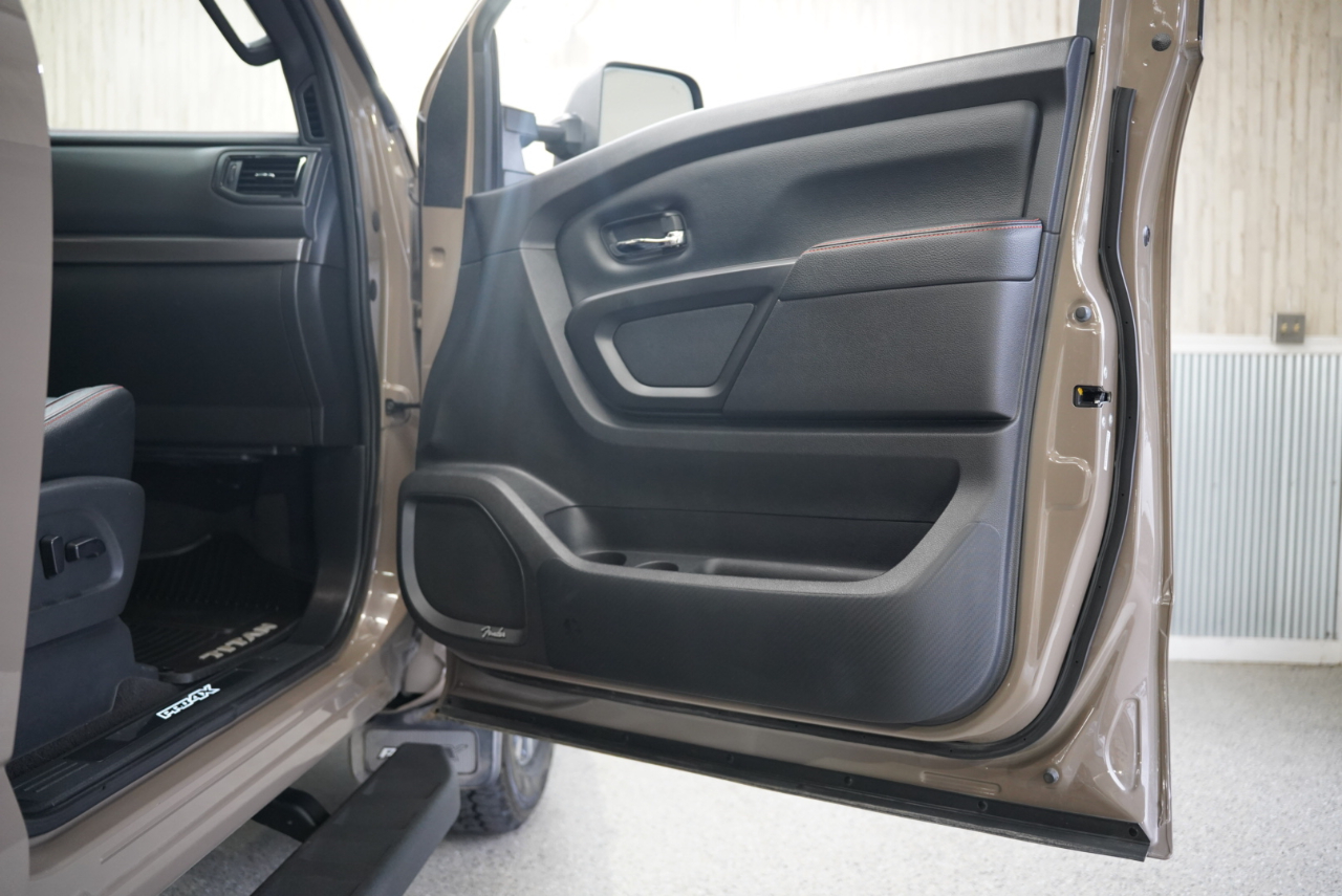 Nissan Titan XD 4x4 Crew Cab PRO-4X 2021