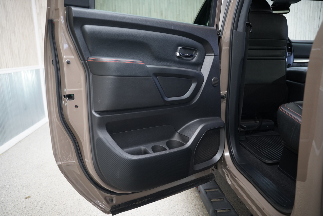 Nissan Titan XD 4x4 Crew Cab PRO-4X 2021