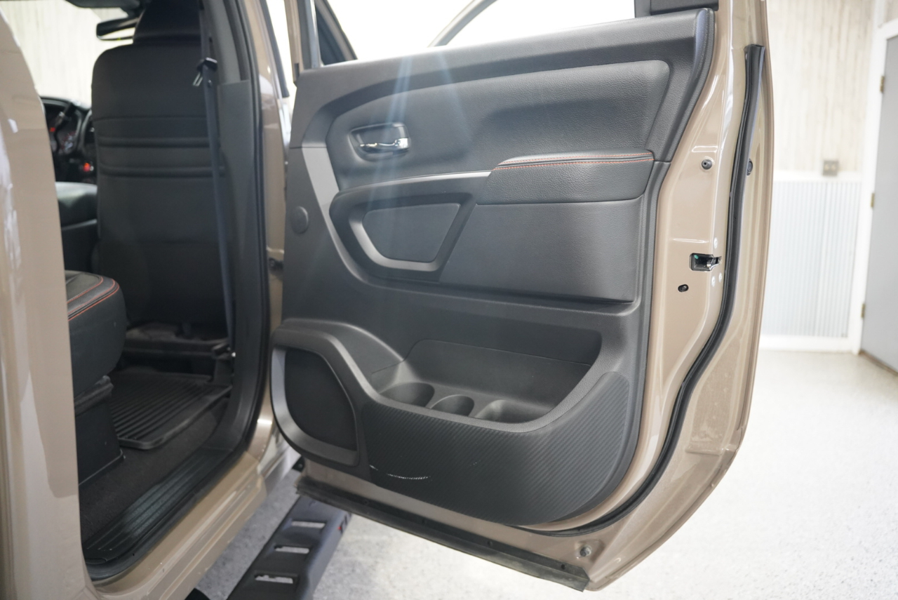 Nissan Titan XD 4x4 Crew Cab PRO-4X 2021