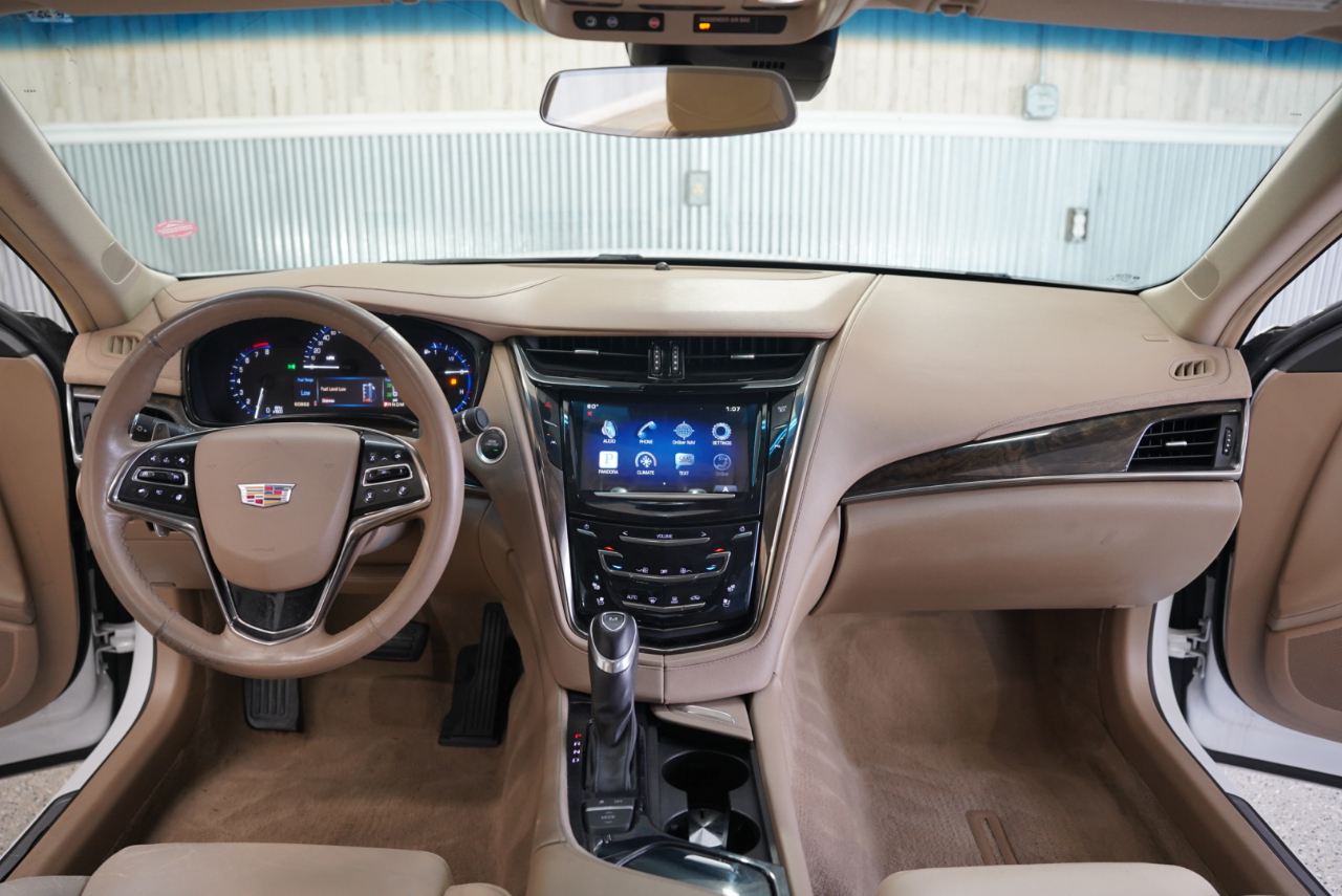 Cadillac CTS Sedan 4dr Sdn 2.0L Turbo Luxury RWD 2015