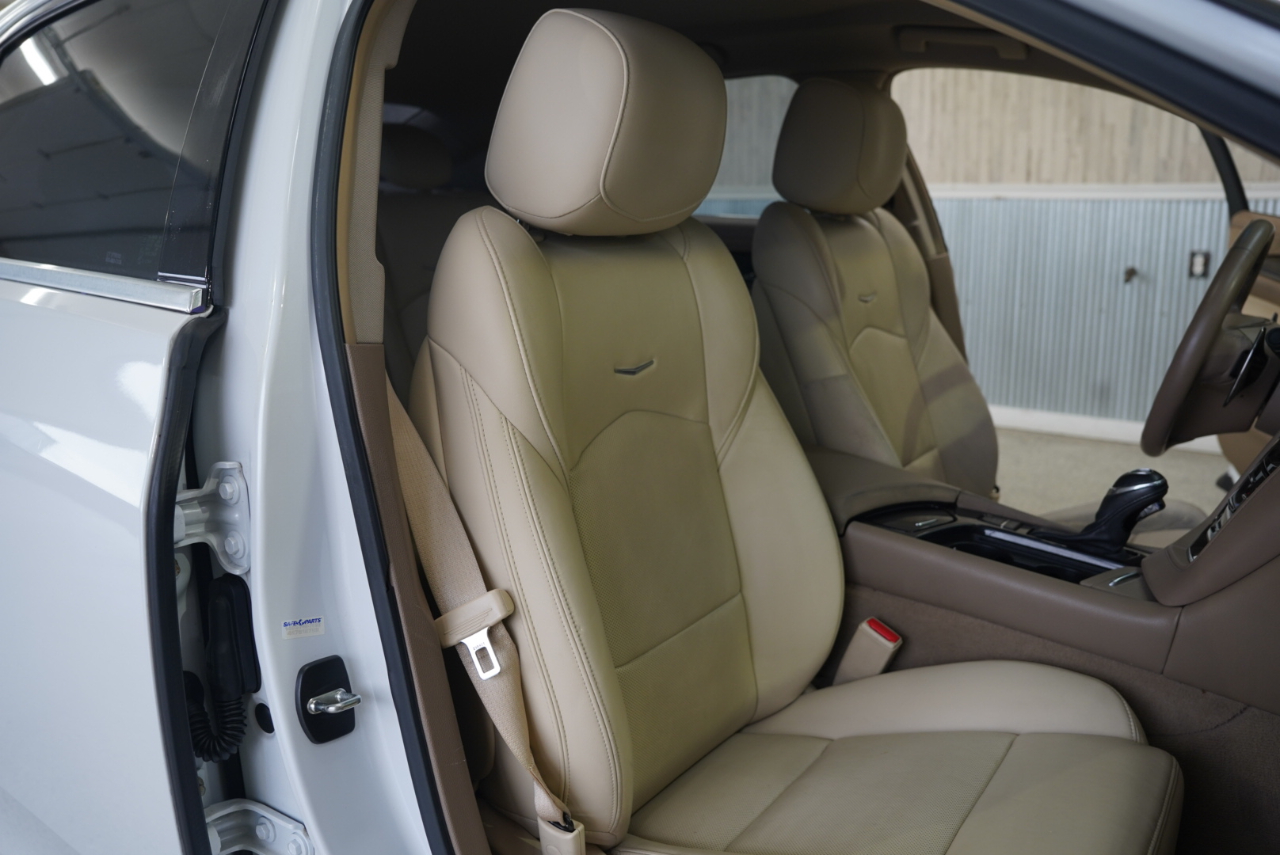 Cadillac CTS Sedan 4dr Sdn 2.0L Turbo Luxury RWD 2015