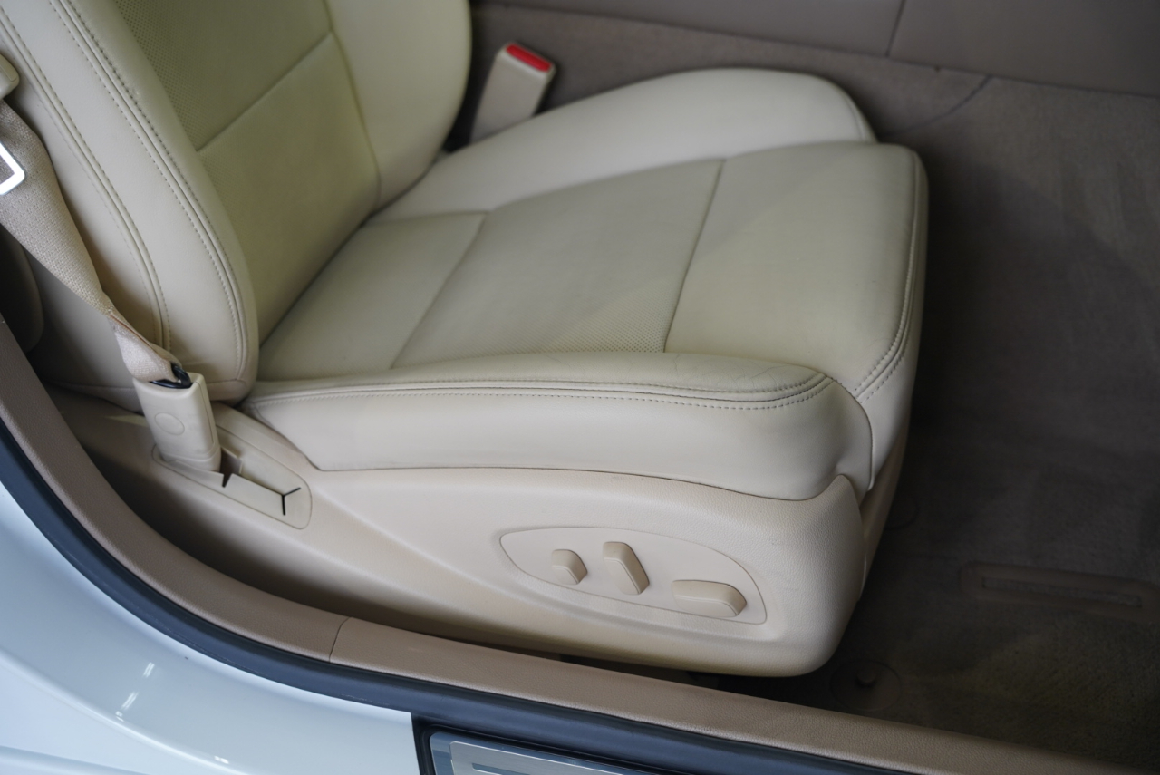 Cadillac CTS Sedan 4dr Sdn 2.0L Turbo Luxury RWD 2015