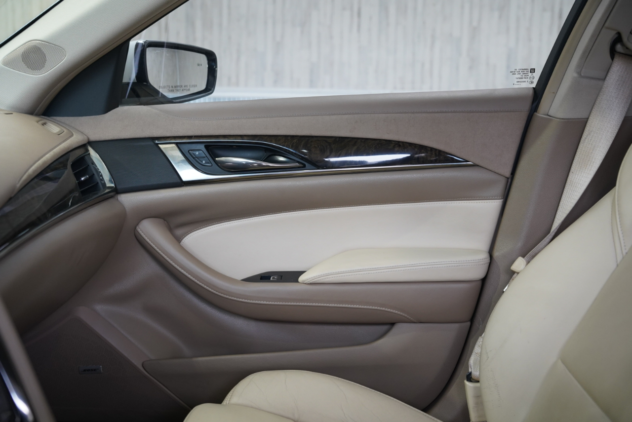 Cadillac CTS Sedan 4dr Sdn 2.0L Turbo Luxury RWD 2015