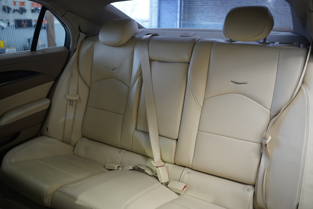 Cadillac CTS Sedan 4dr Sdn 2.0L Turbo Luxury RWD 2015