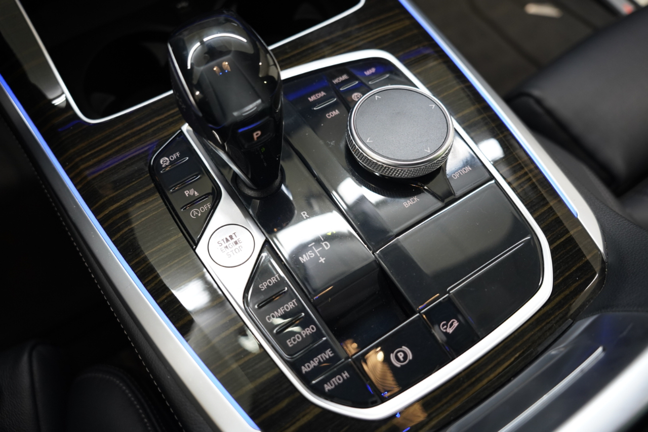 BMW X5 xDrive40i Sports Activity Vehicle 2020