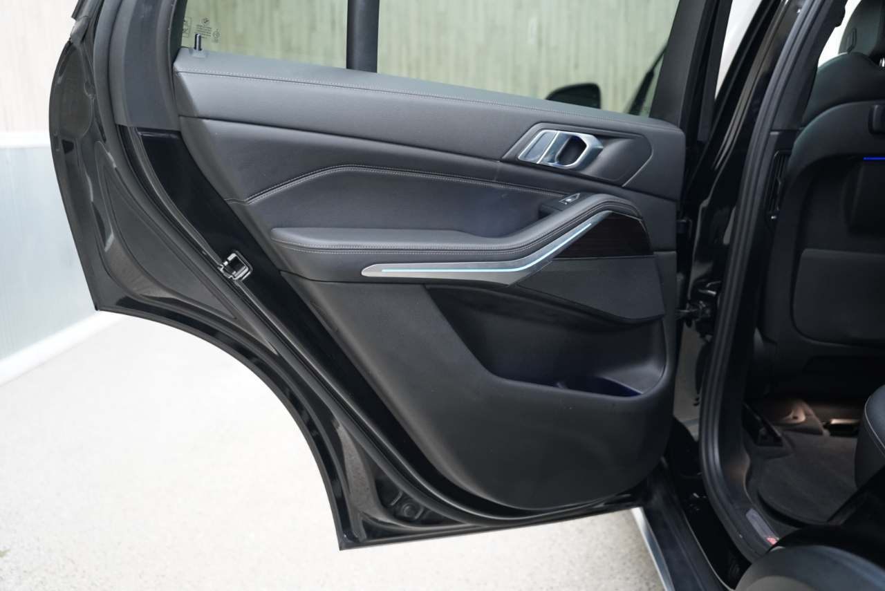 BMW X5 xDrive40i Sports Activity Vehicle 2020