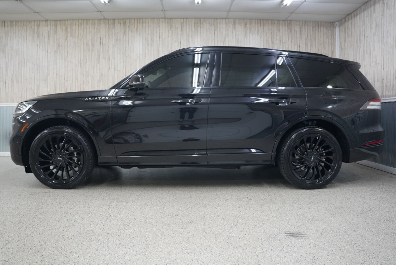 Lincoln Aviator Reserve AWD 2023