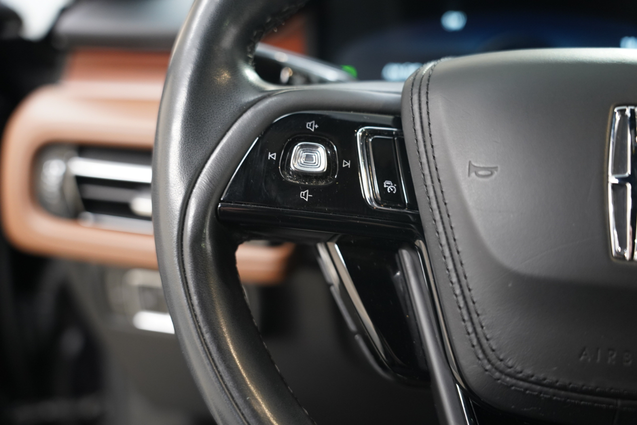 Lincoln Aviator Reserve AWD 2023