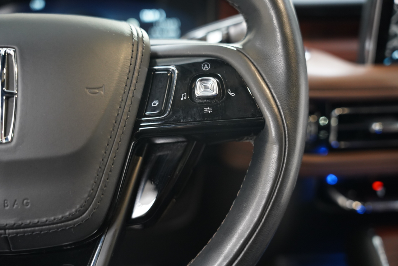 Lincoln Aviator Reserve AWD 2023