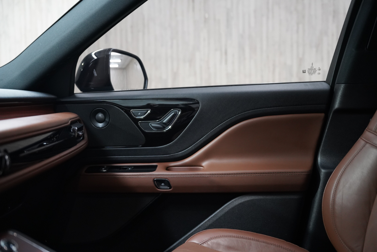 Lincoln Aviator Reserve AWD 2023