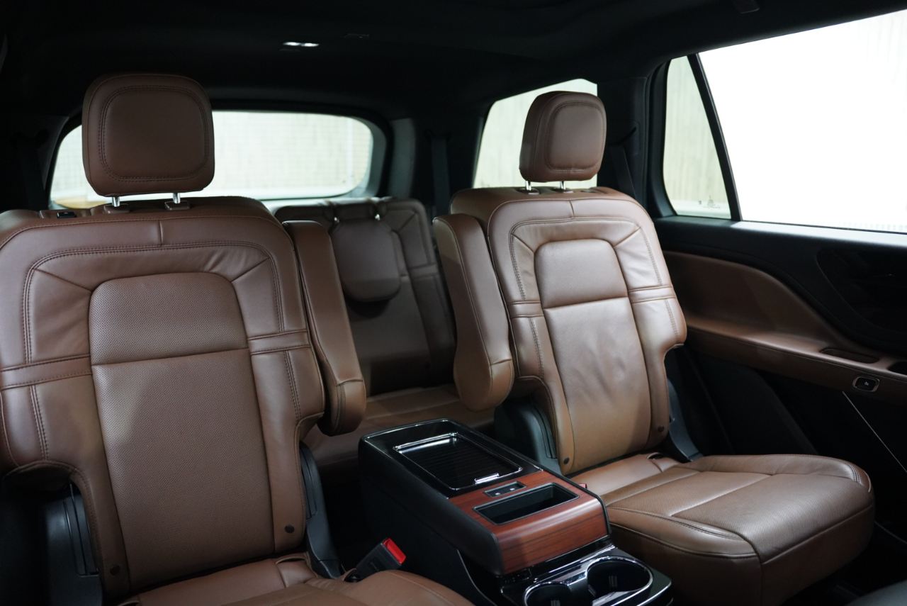 Lincoln Aviator Reserve AWD 2023