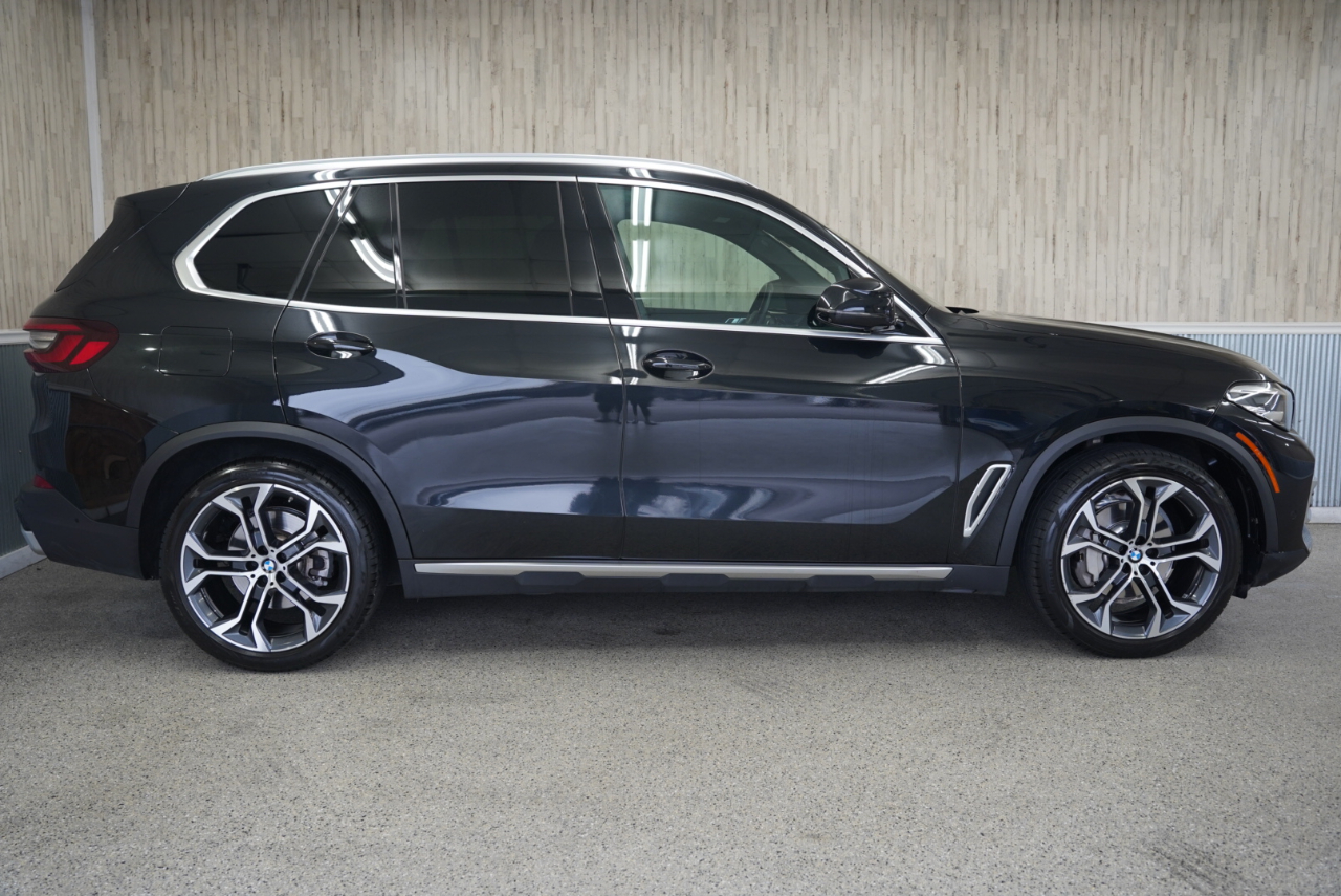 BMW X5 xDrive40i Sports Activity Vehicle 2023