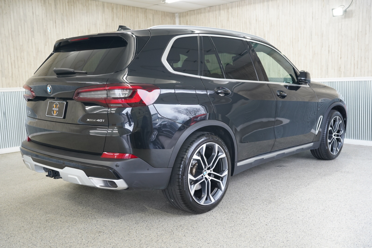 BMW X5 xDrive40i Sports Activity Vehicle 2023