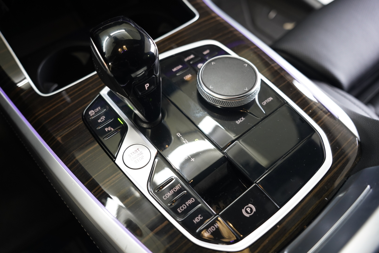 BMW X5 xDrive40i Sports Activity Vehicle 2023