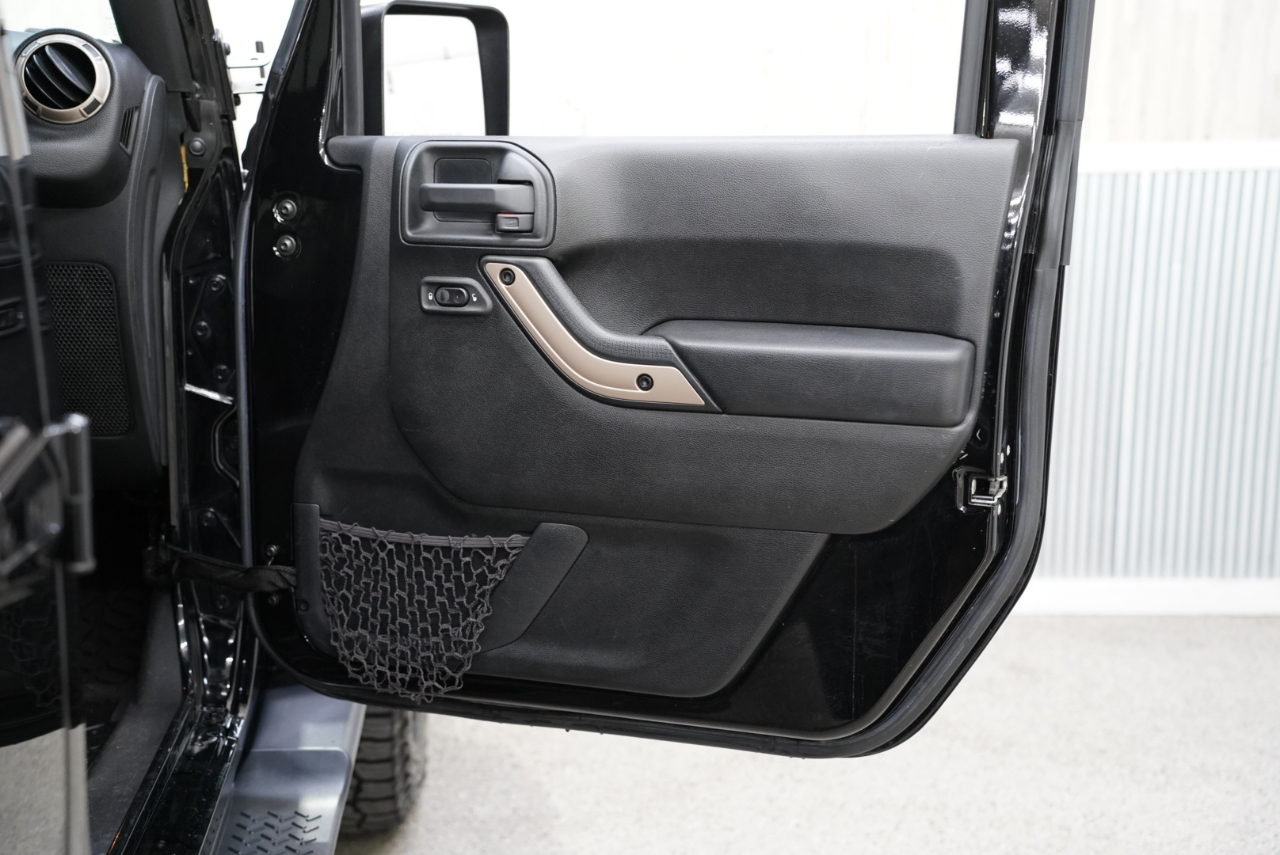 Jeep Wrangler Unlimited 4WD 4dr 75th Anniversary 2016