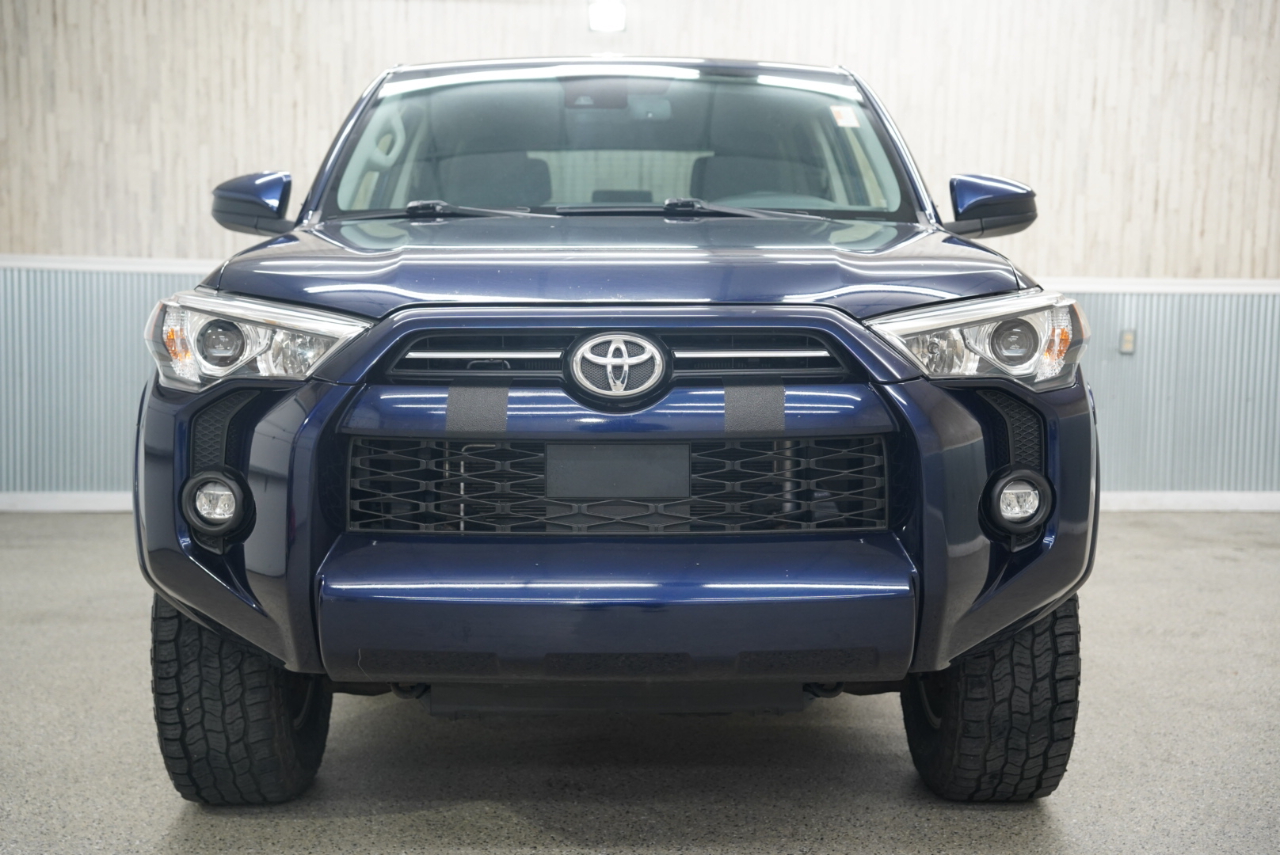 Toyota 4Runner SR5 4WD 2021