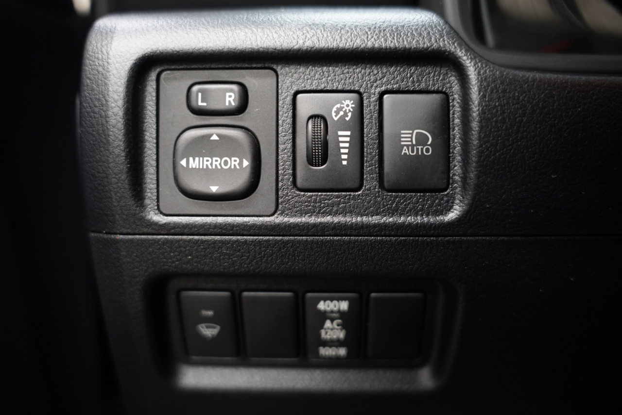 Toyota 4Runner SR5 4WD 2021