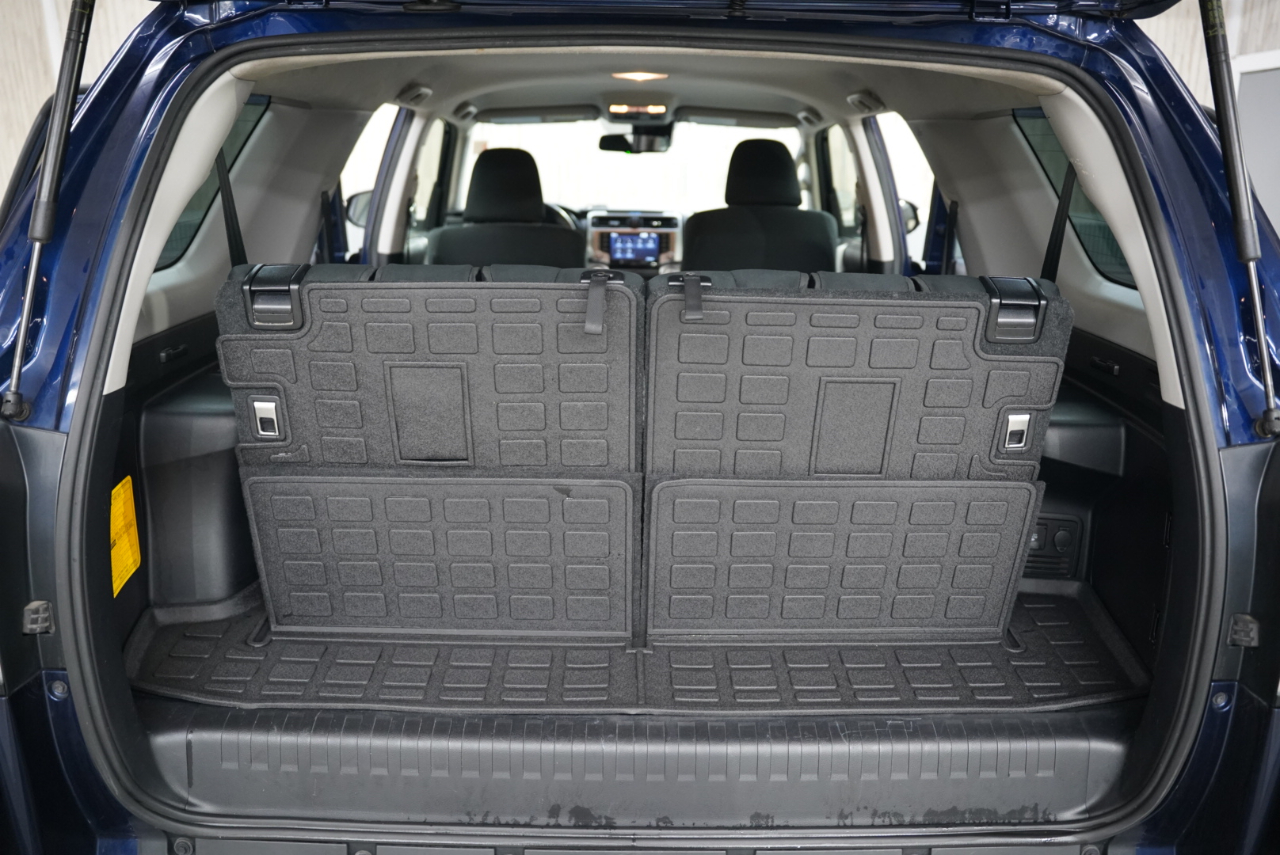 Toyota 4Runner SR5 4WD 2021