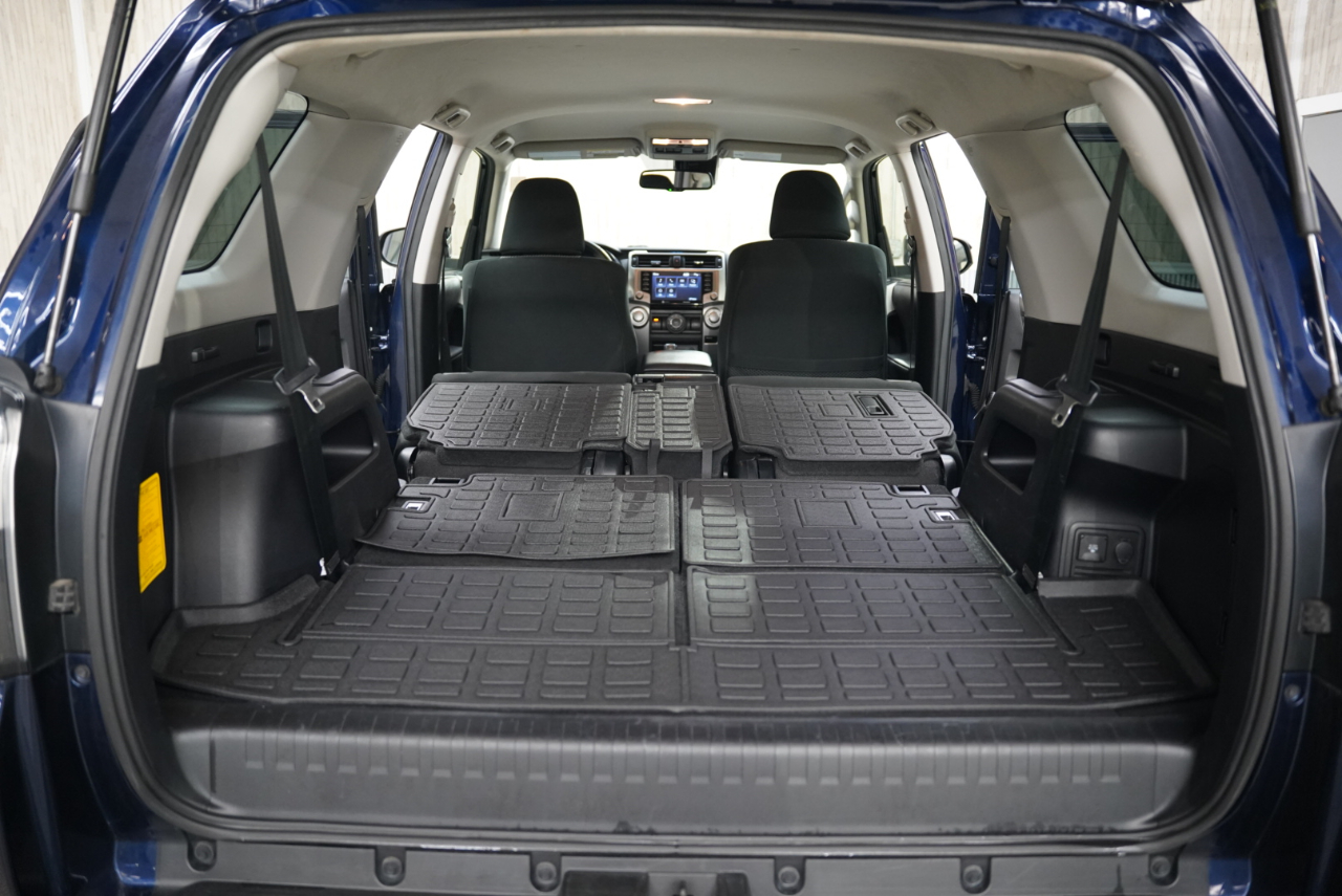 Toyota 4Runner SR5 4WD 2021