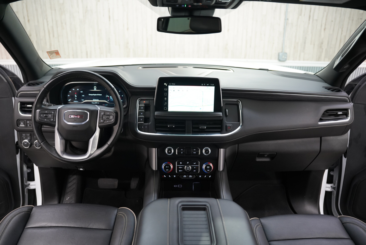 GMC Yukon XL 4WD 4dr SLT 2024