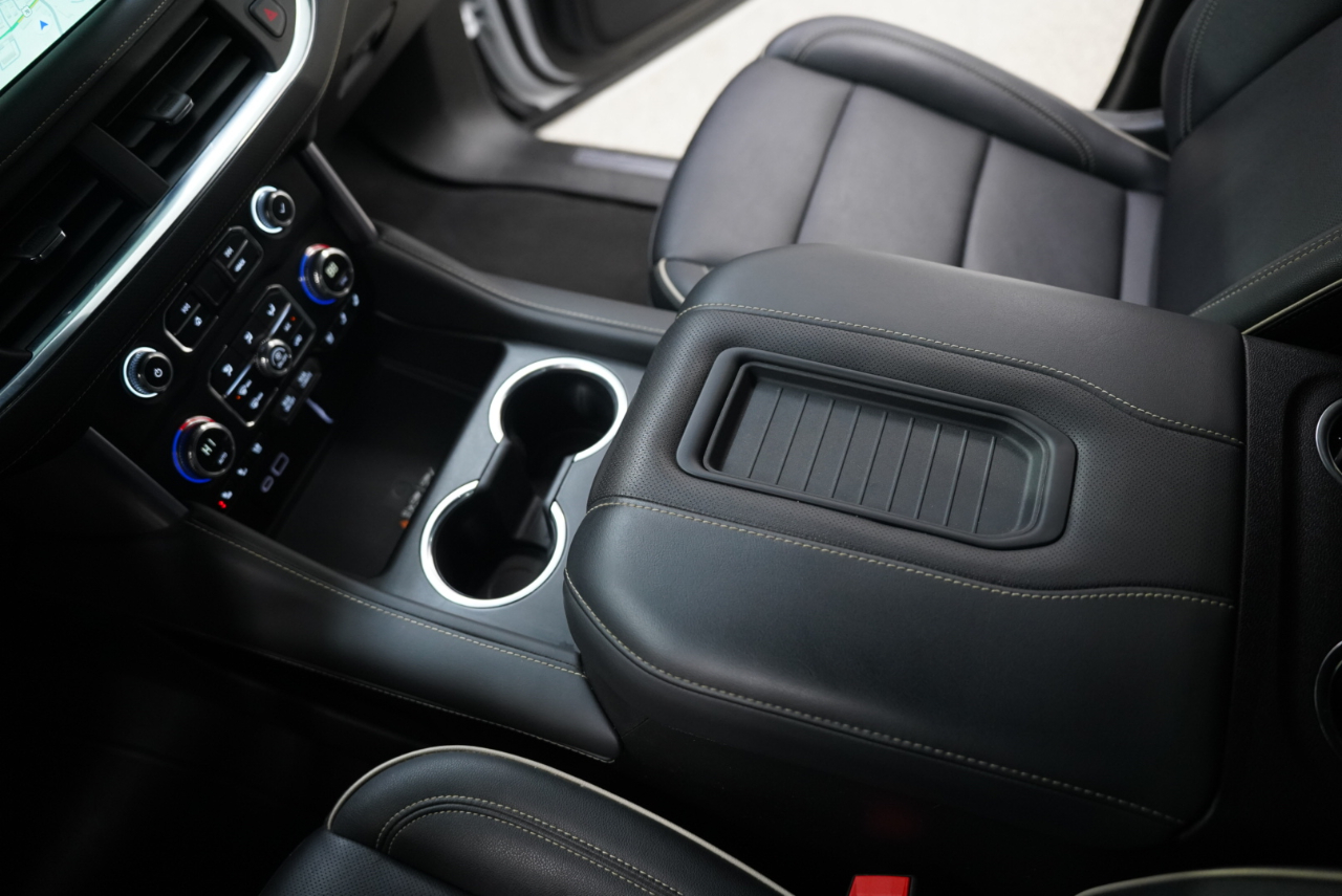 GMC Yukon XL 4WD 4dr SLT 2024