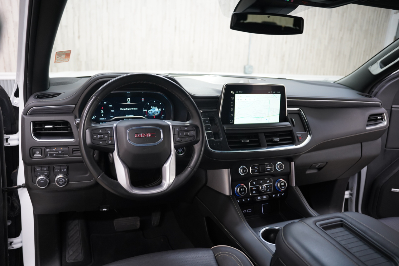 GMC Yukon XL 4WD 4dr SLT 2024