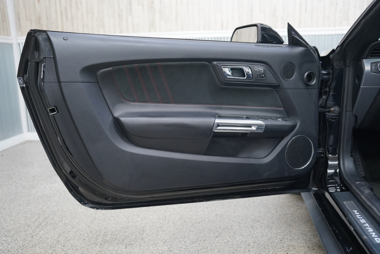 Ford Mustang 2dr Conv GT Premium 2016