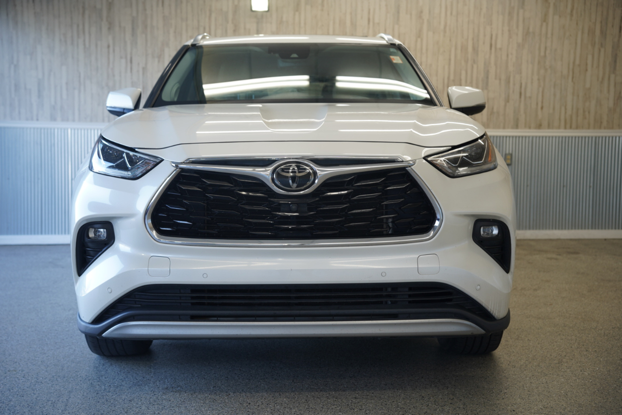 Toyota Highlander Platinum FWD (Natl) 2021