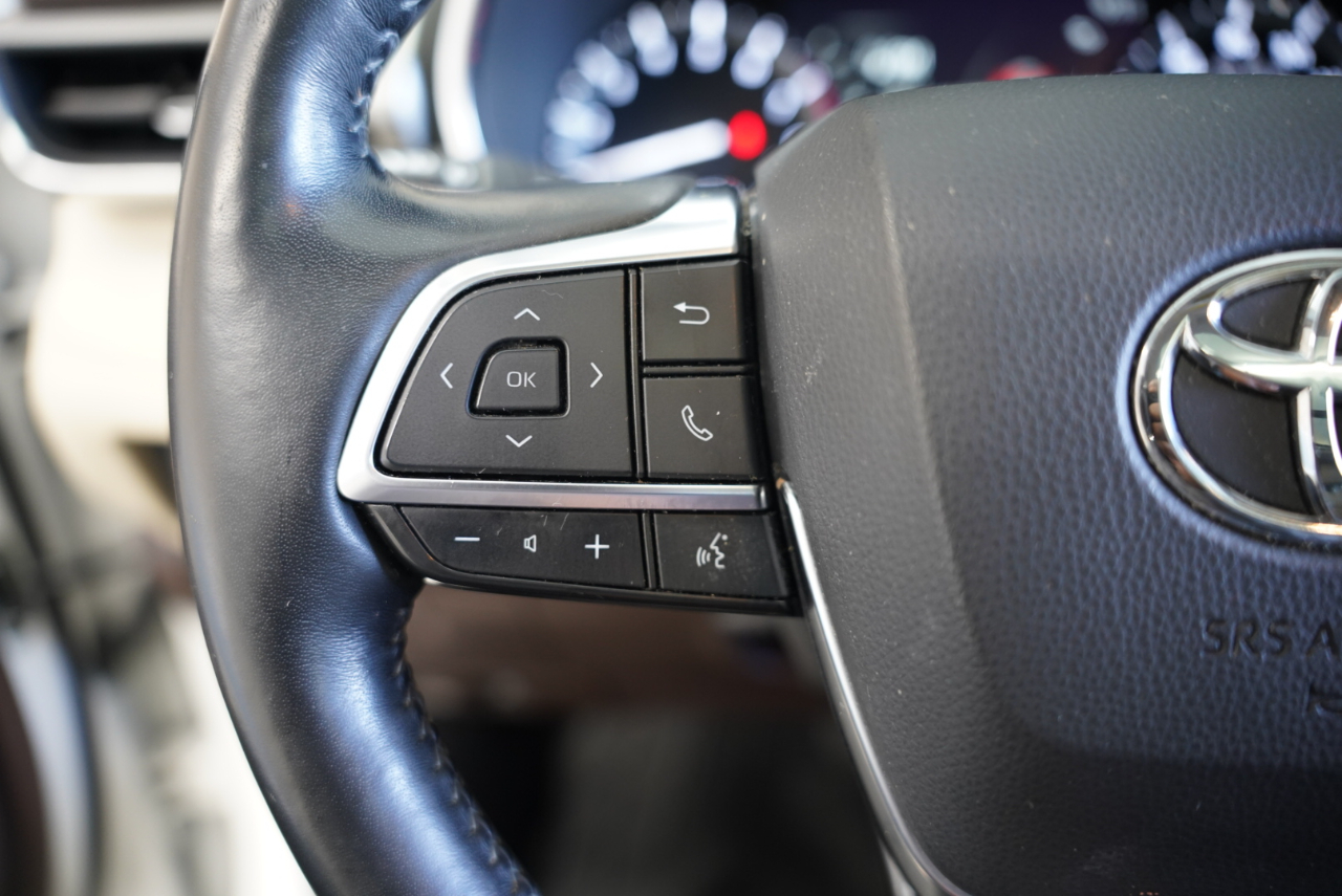 Toyota Highlander Platinum FWD (Natl) 2021